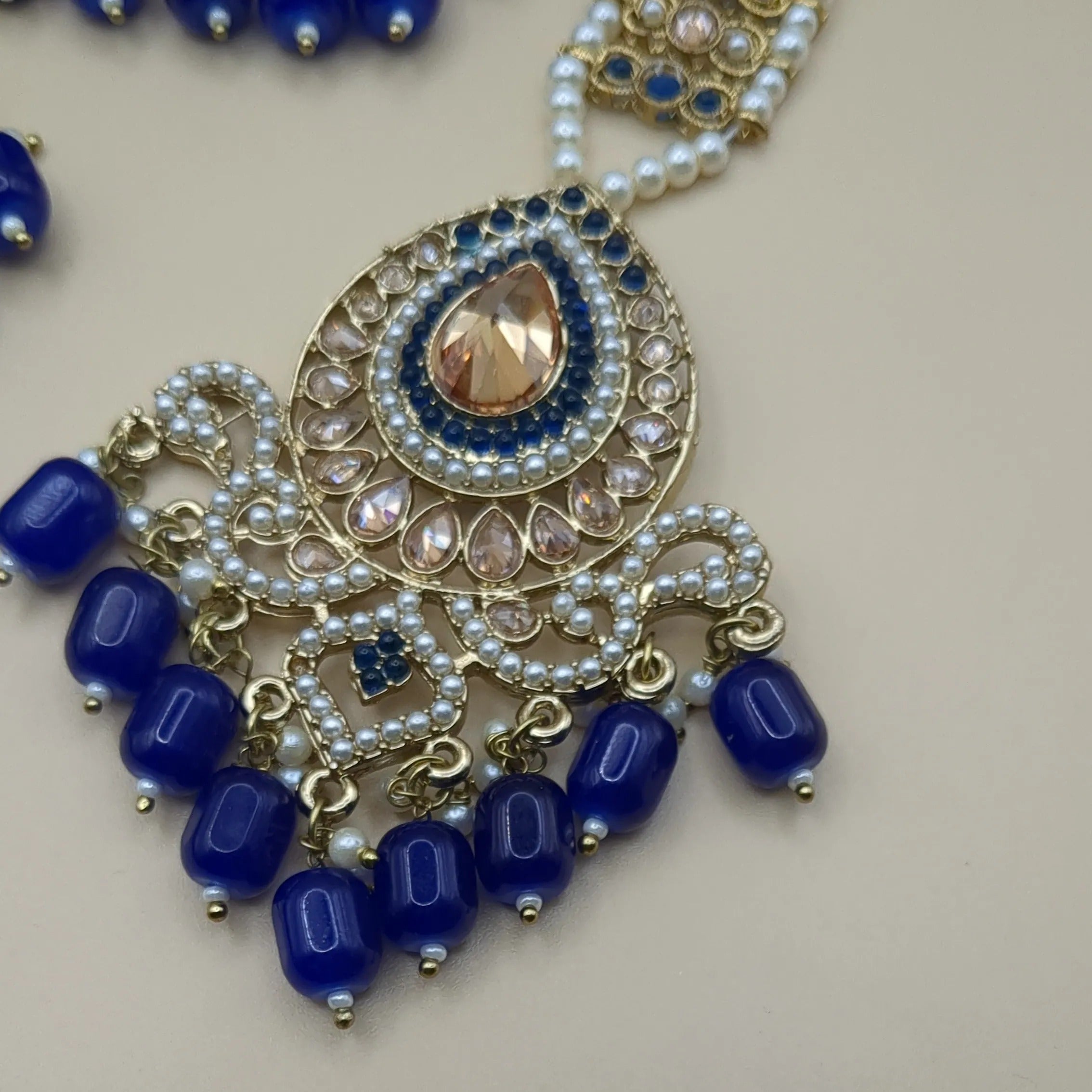 Polki Tikka with earrings - blue