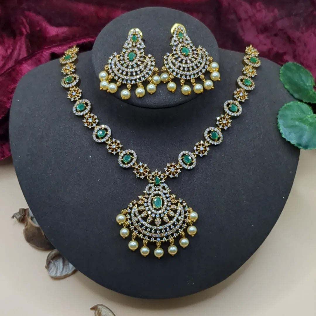 Trendy Halskette mit Ohrringe - gold | grün