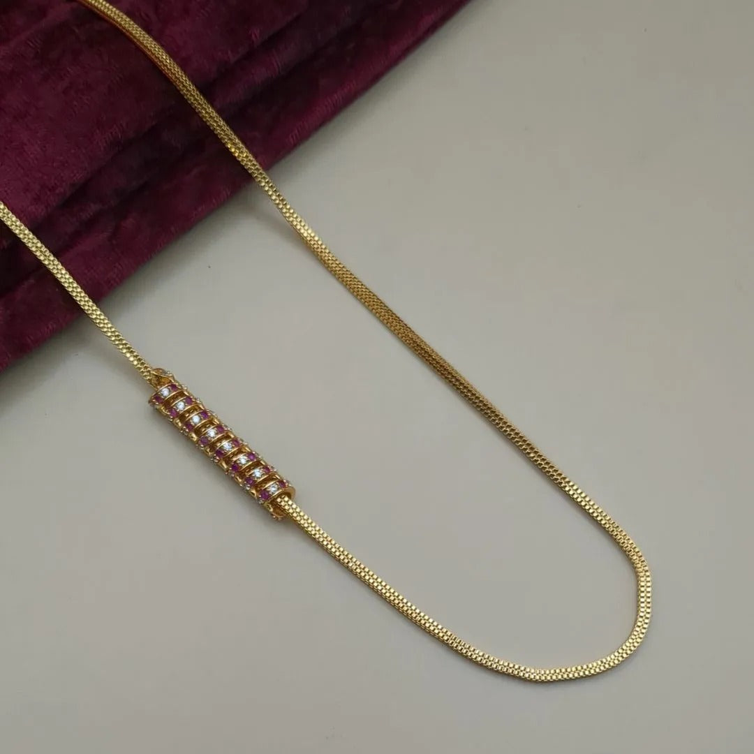 Traditionelle Mugappu Seitenkette