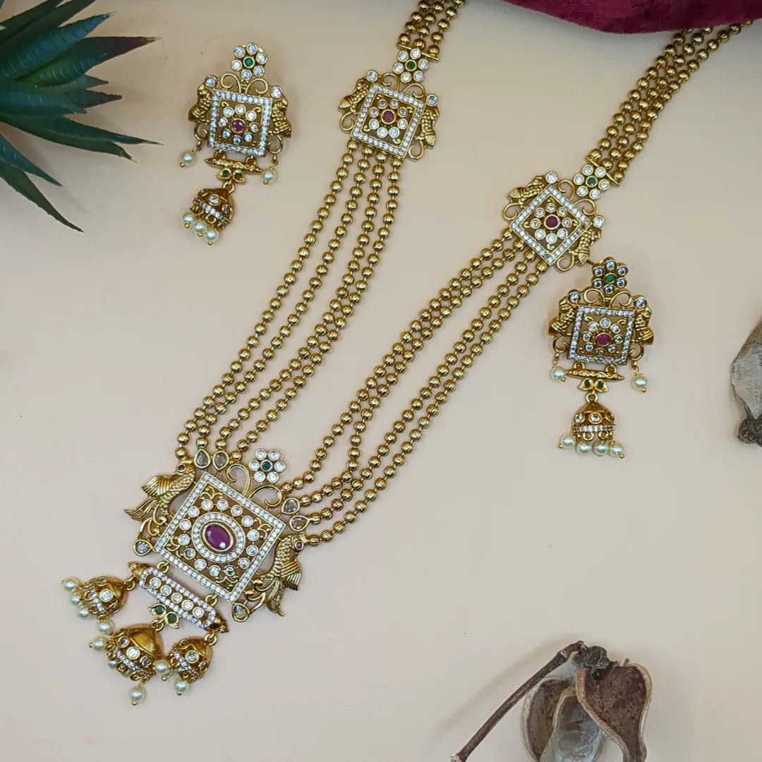 Tempel Halskette lang mit Ohrringe Set - gold