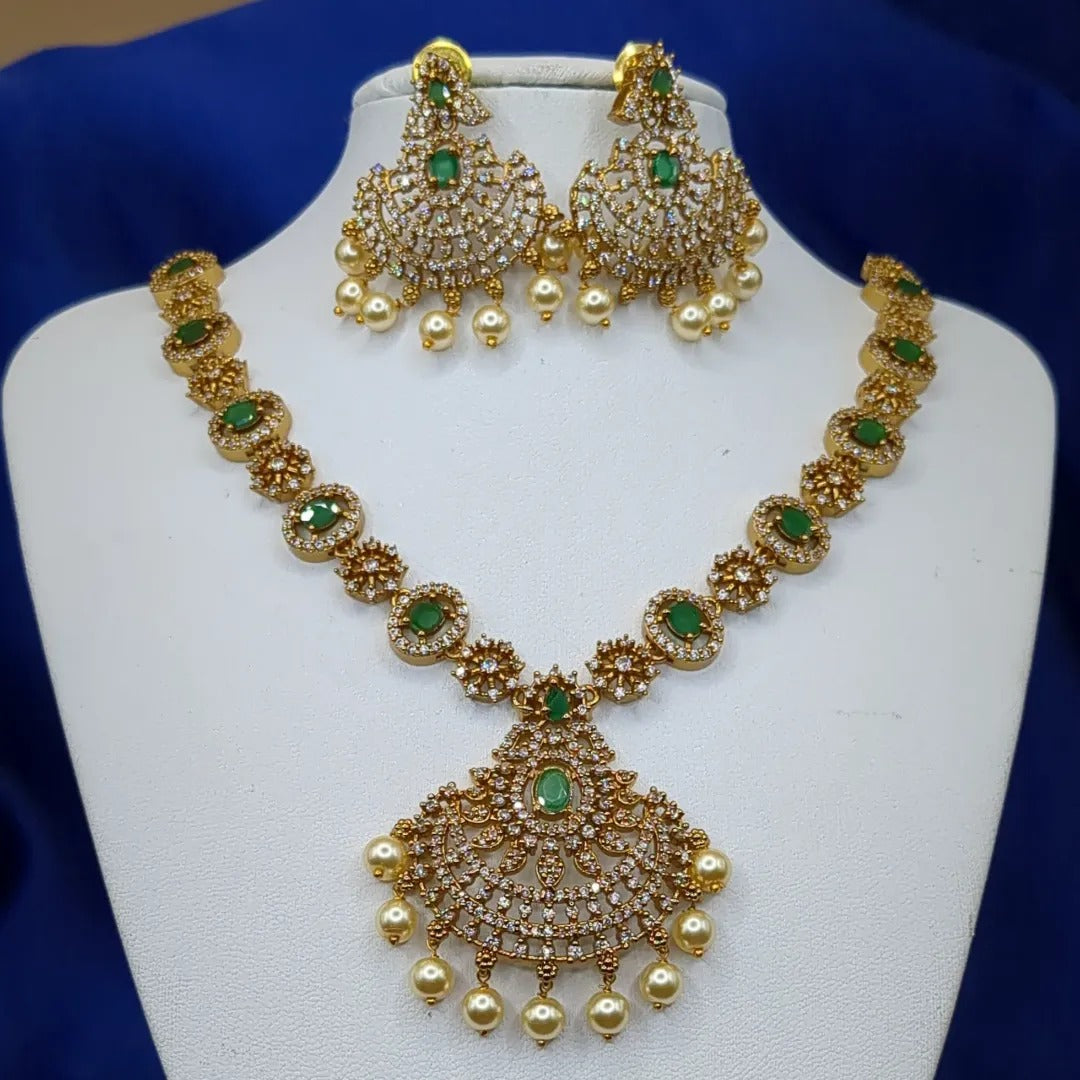 Trendy Halskette mit Ohrringe - gold | grün