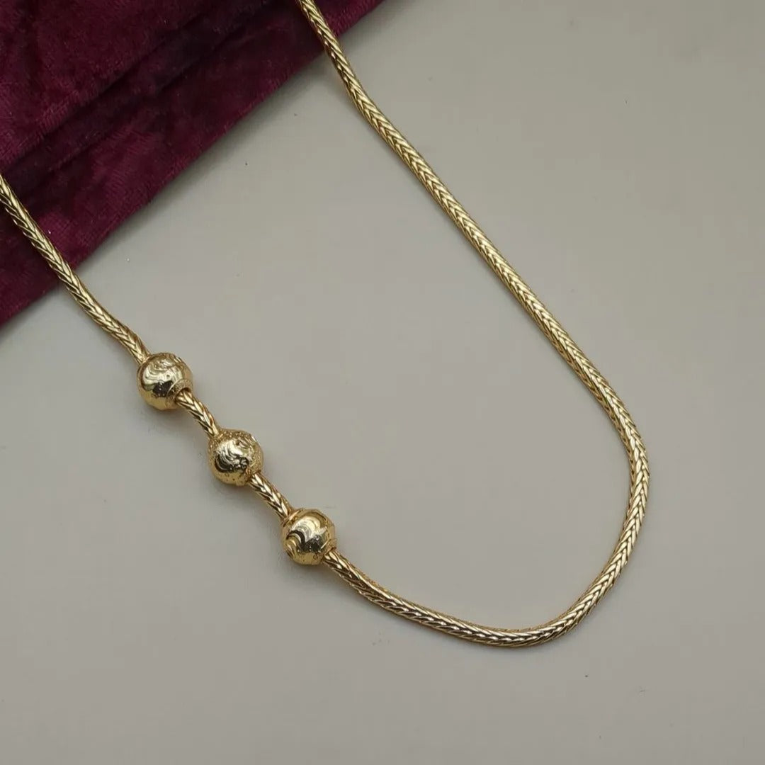 Traditionelle Mugappu Seitenkette