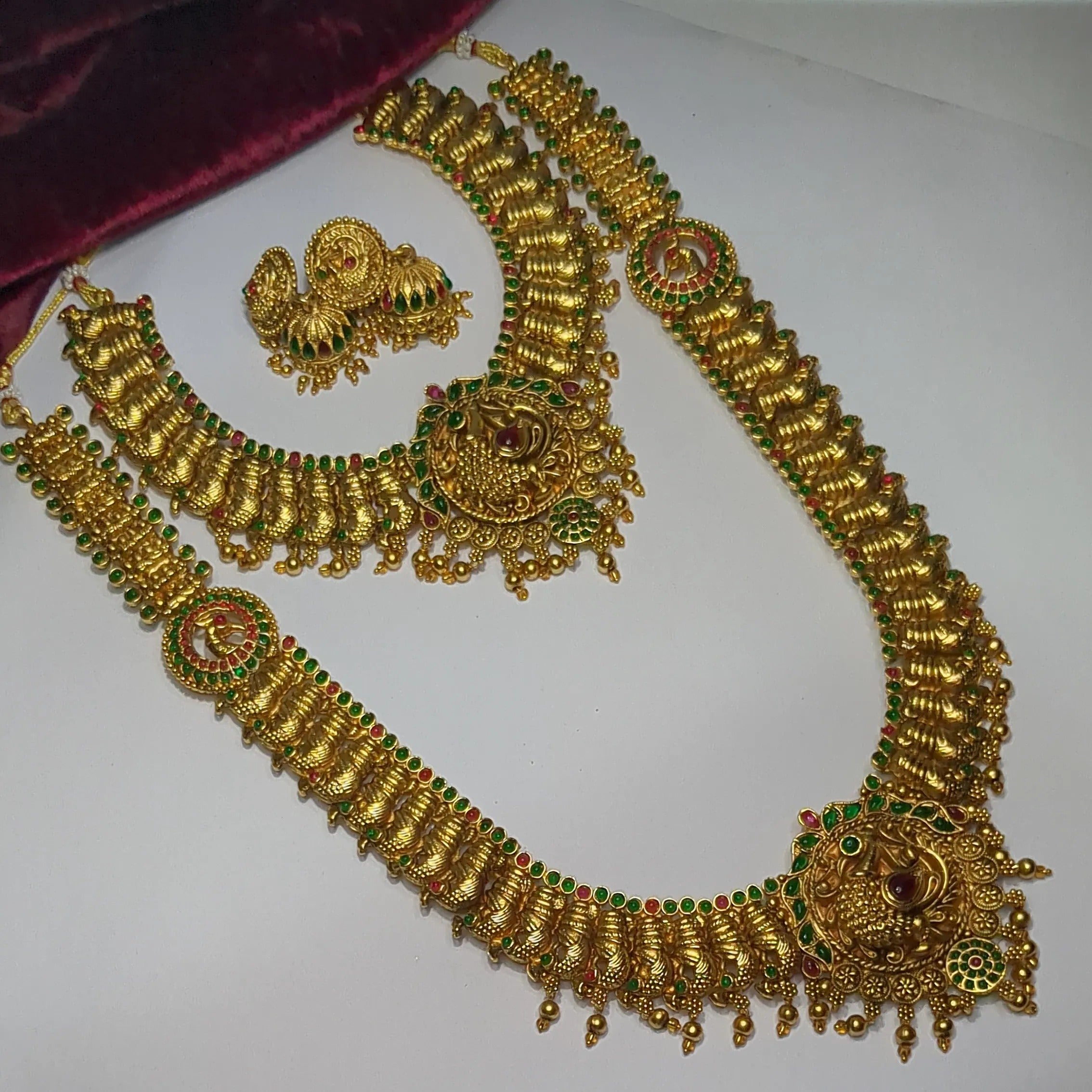 Tempel Braut Halskette, Haram & Ohrringe - gold | grün|Combo Set