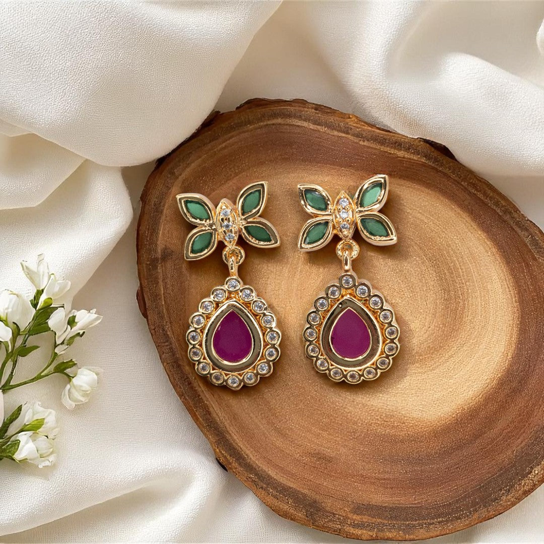 Trendy - Halskette mit Ohrringe - gold | weiß magenta