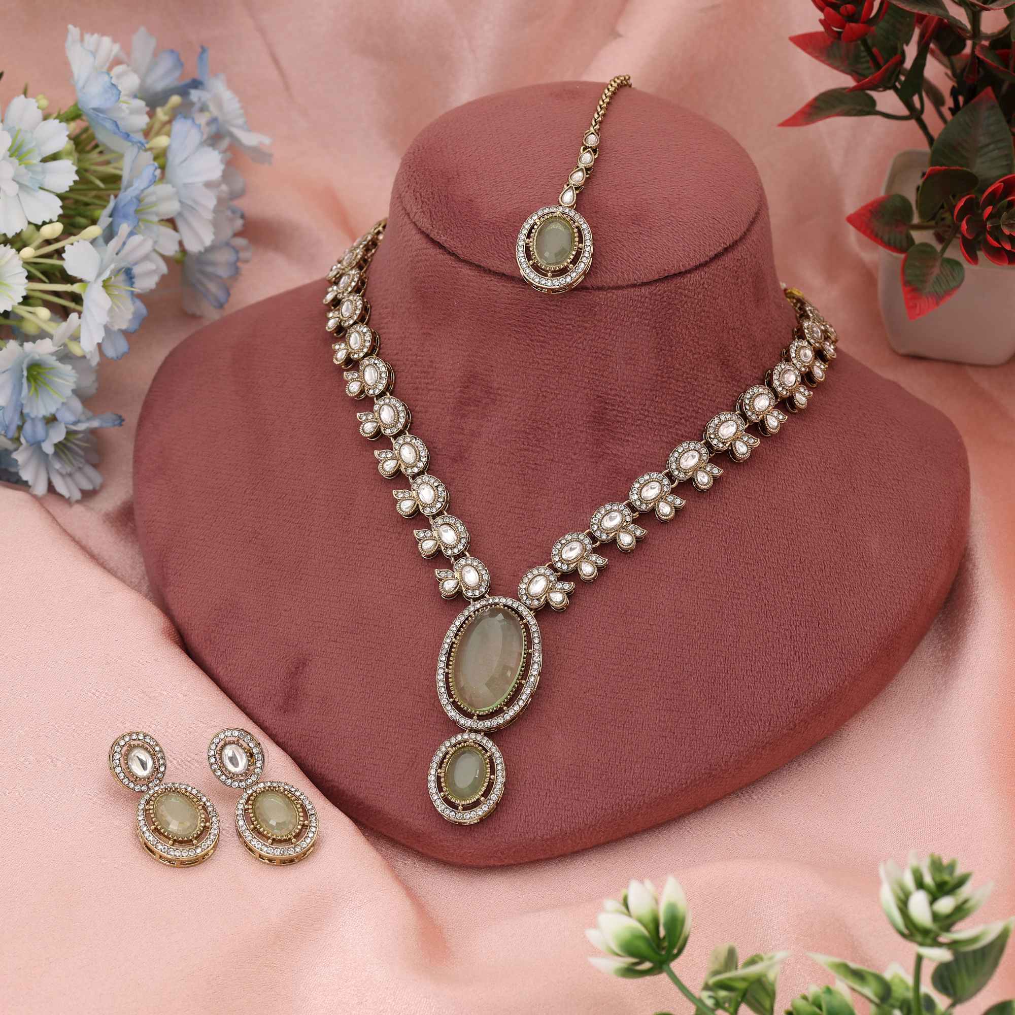 Kundan Halskette mit Ohrringe & Tikka - gold | grün