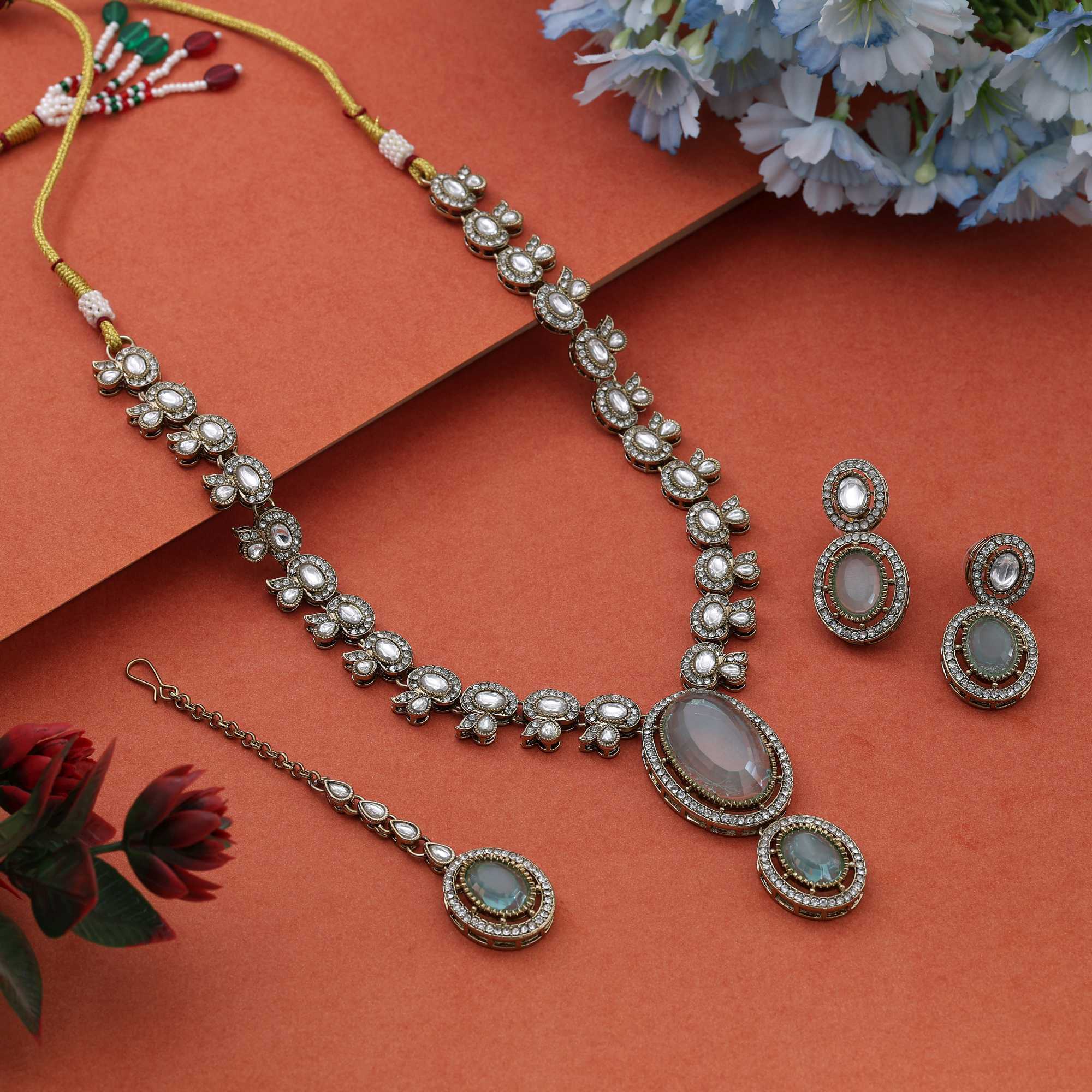 Kundan Halskette mit Ohrringe & Tikka - gold | blau