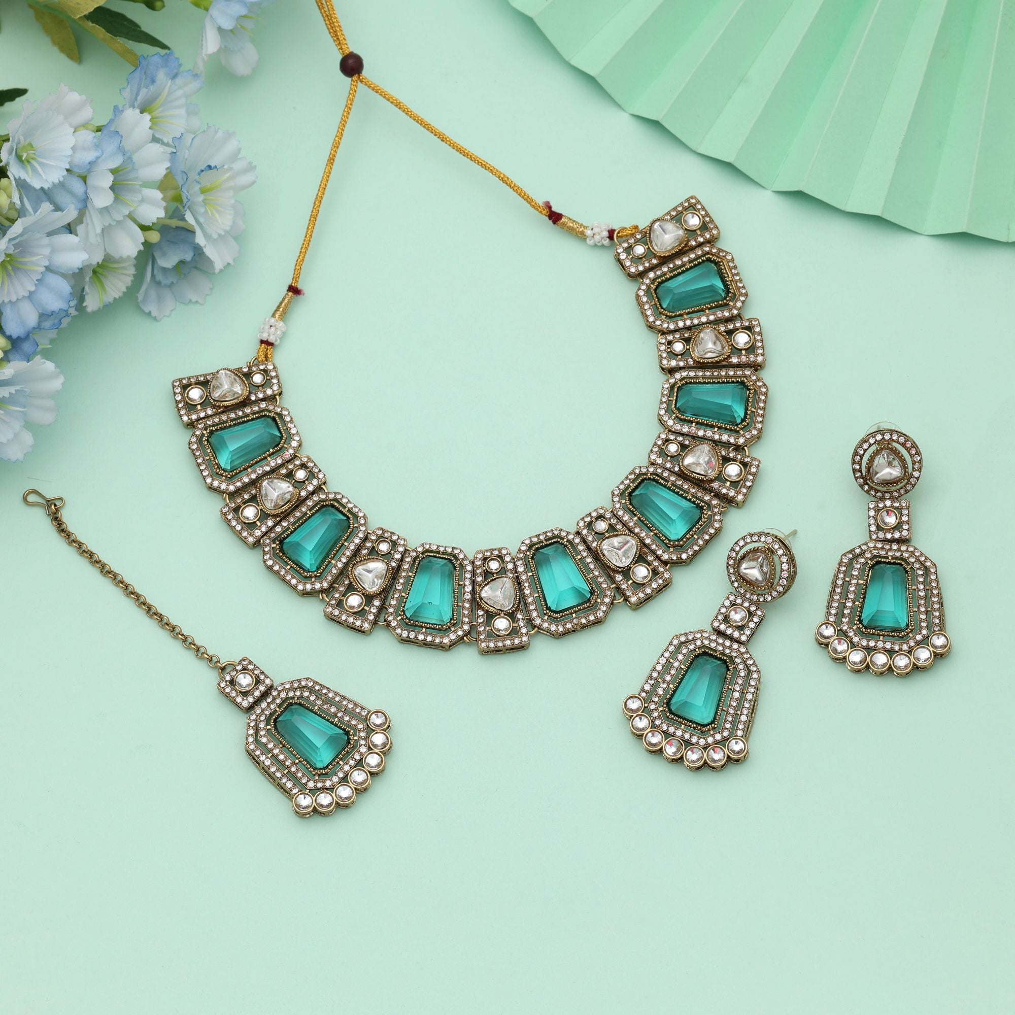 Kundan Halskette mit Ohrringe & Tikka - gold | türkis