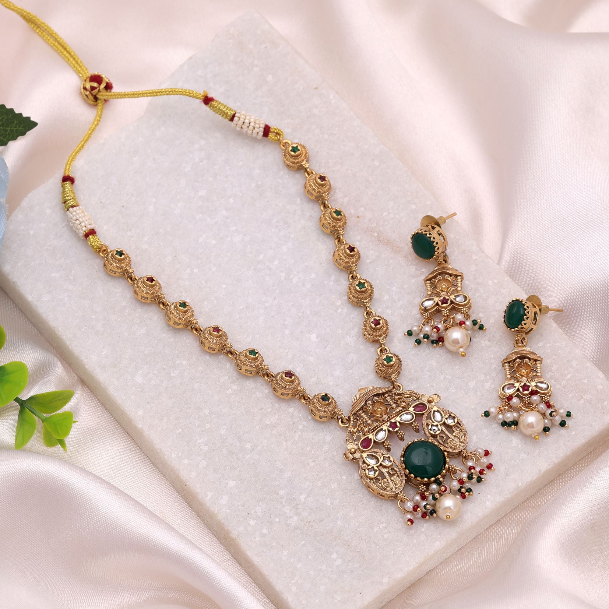 Temple necklace with earrings - matte gold