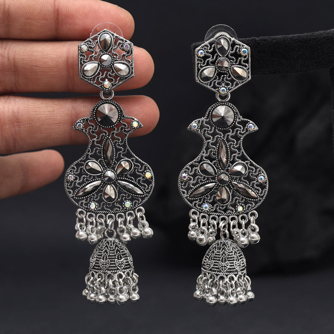 Earrings - Jumkha | silver oxidized