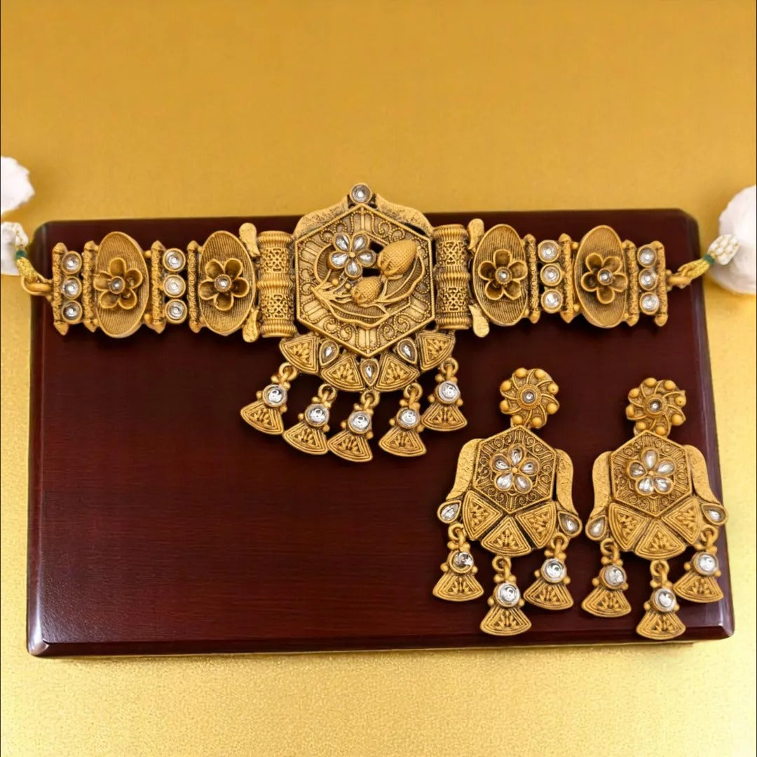 Tempel Choker Halskette mit Ohrringe