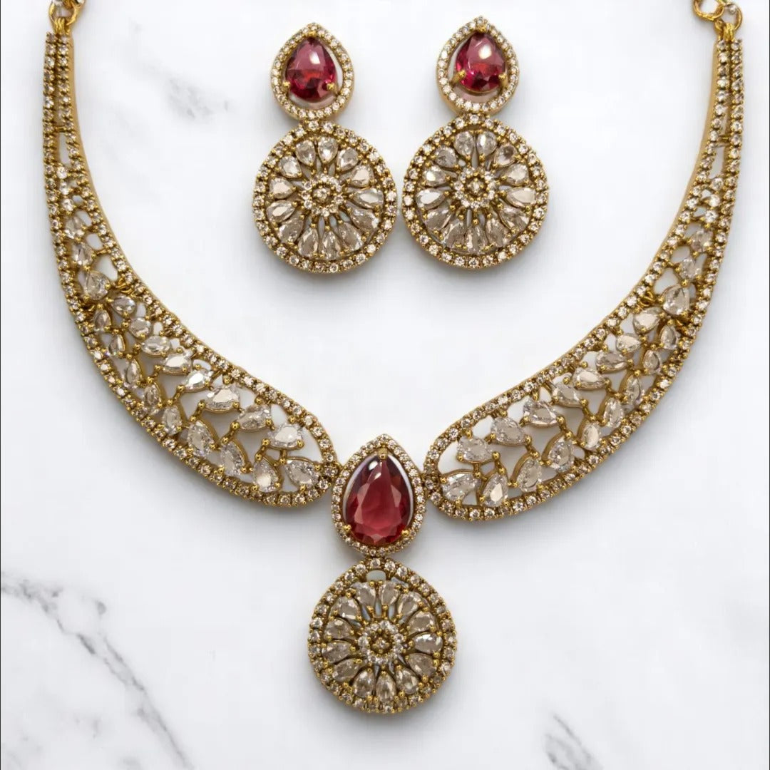 Trendy Halskette mit Ohrringe - gold | rot