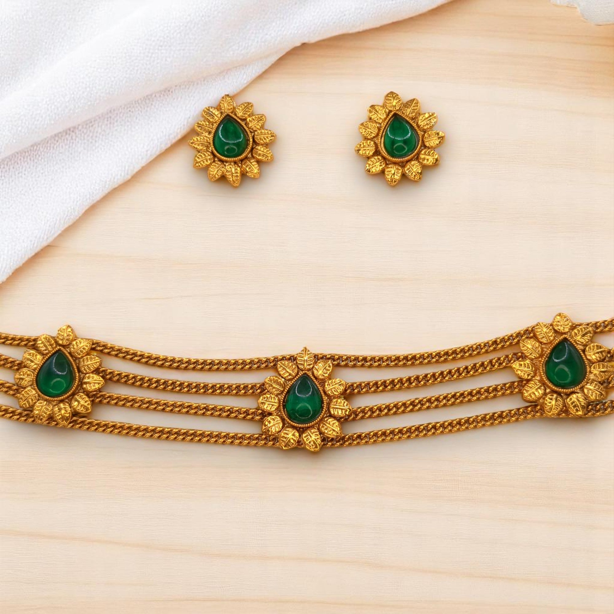 Trendy Choker Halskette mit Ohrringe