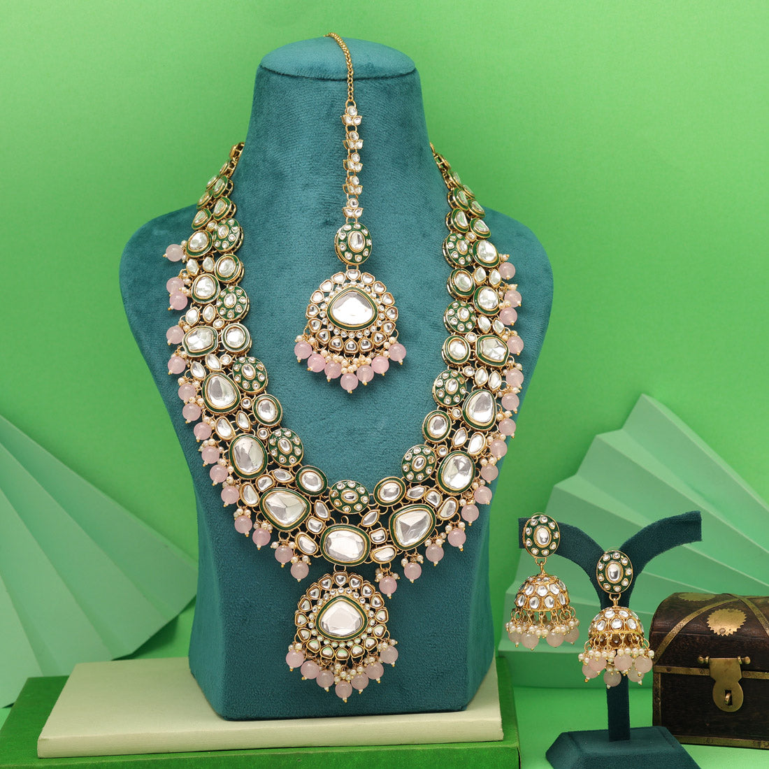 Kundan Long necklace with earrings & Tikka - gold | Green | Pearls - Long
