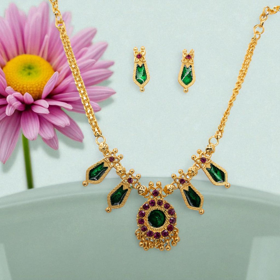 Trendy Kerala Palakka Necklace - gold | green
