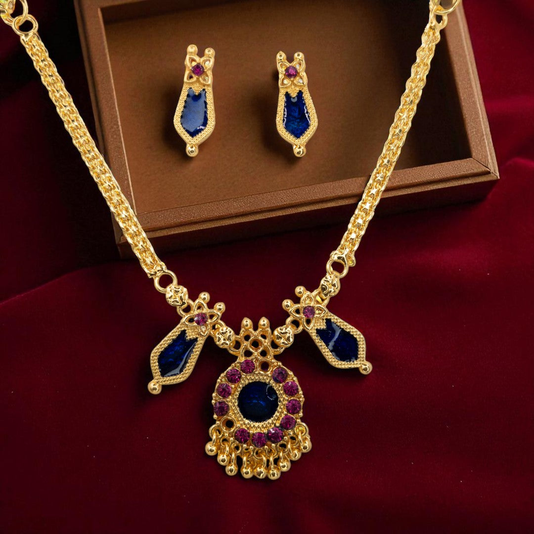 Trendy Kerala Palakka Necklace - gold | green