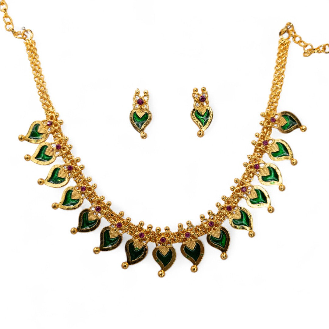 Trendy Kerala Palakka Necklace - gold | green