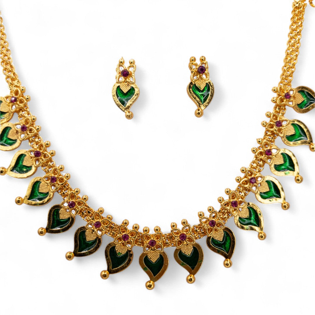 Trendy Kerala Palakka Necklace - gold | green