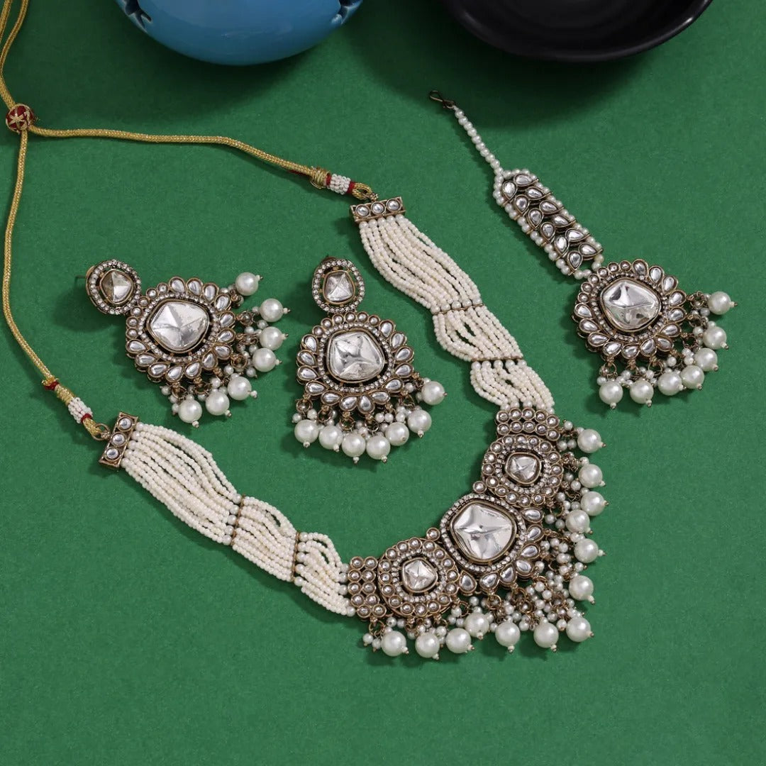 Kundan Halskette mit Ohrringe & Tikka - gold | weiß