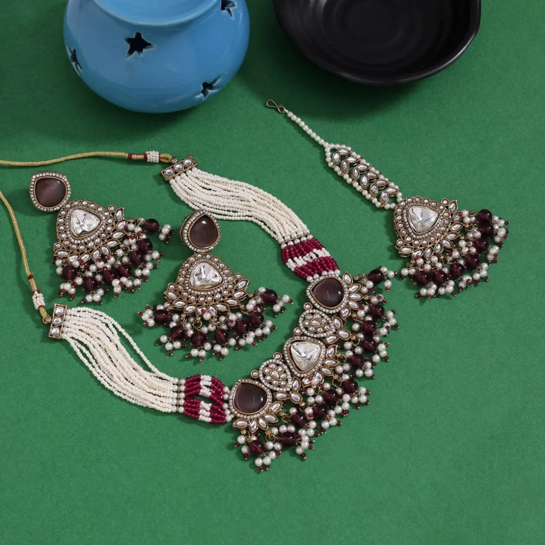 Kundan Necklace with Earrings & Tikka - gold | white