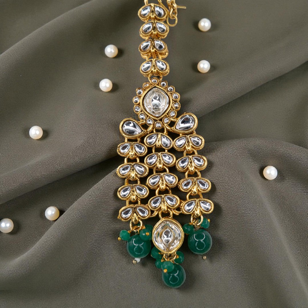 Kundan Choker Halskette mit Ohrringe & Tikka - gold | grün
