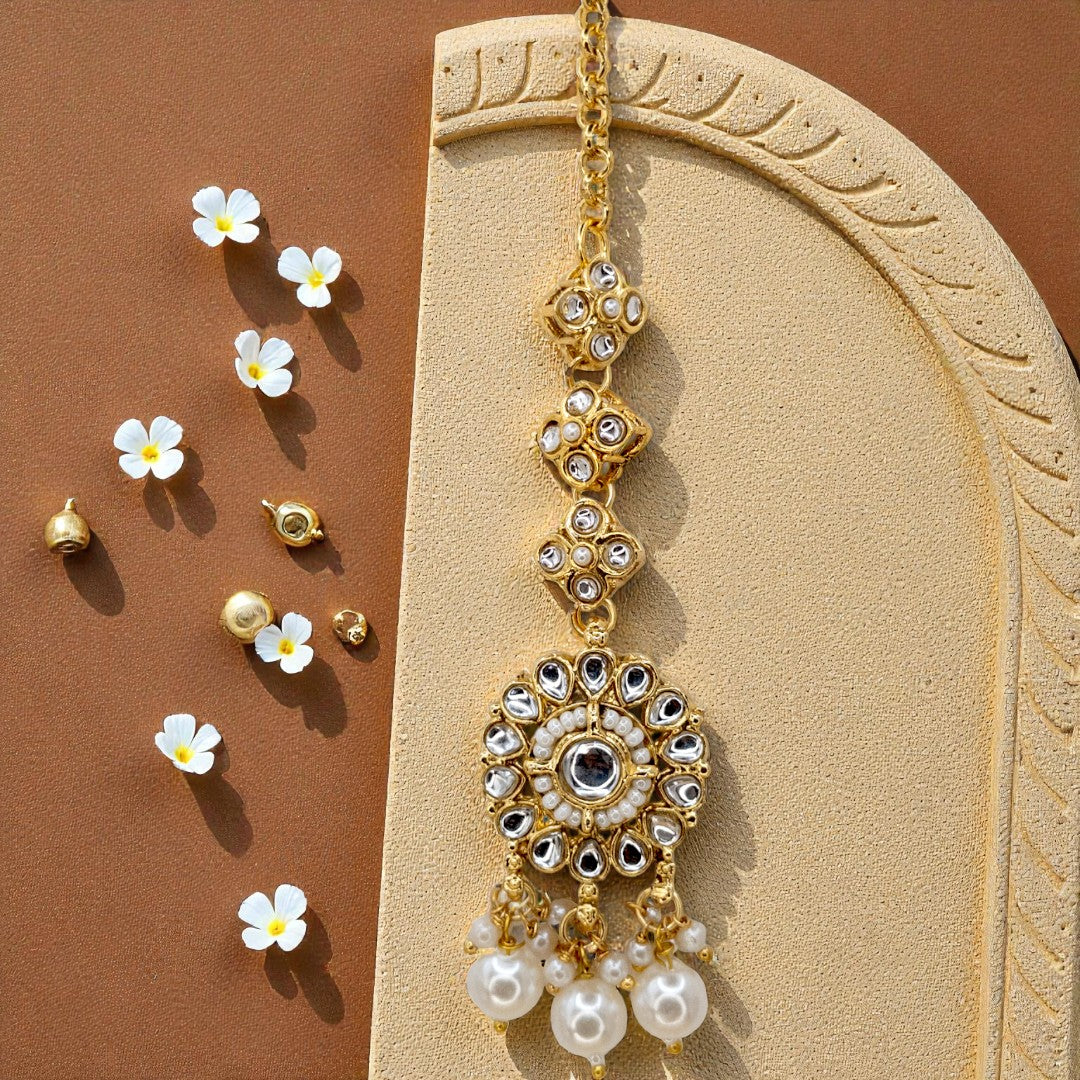 Kundan Necklace with Earrings & Tikka - gold | white