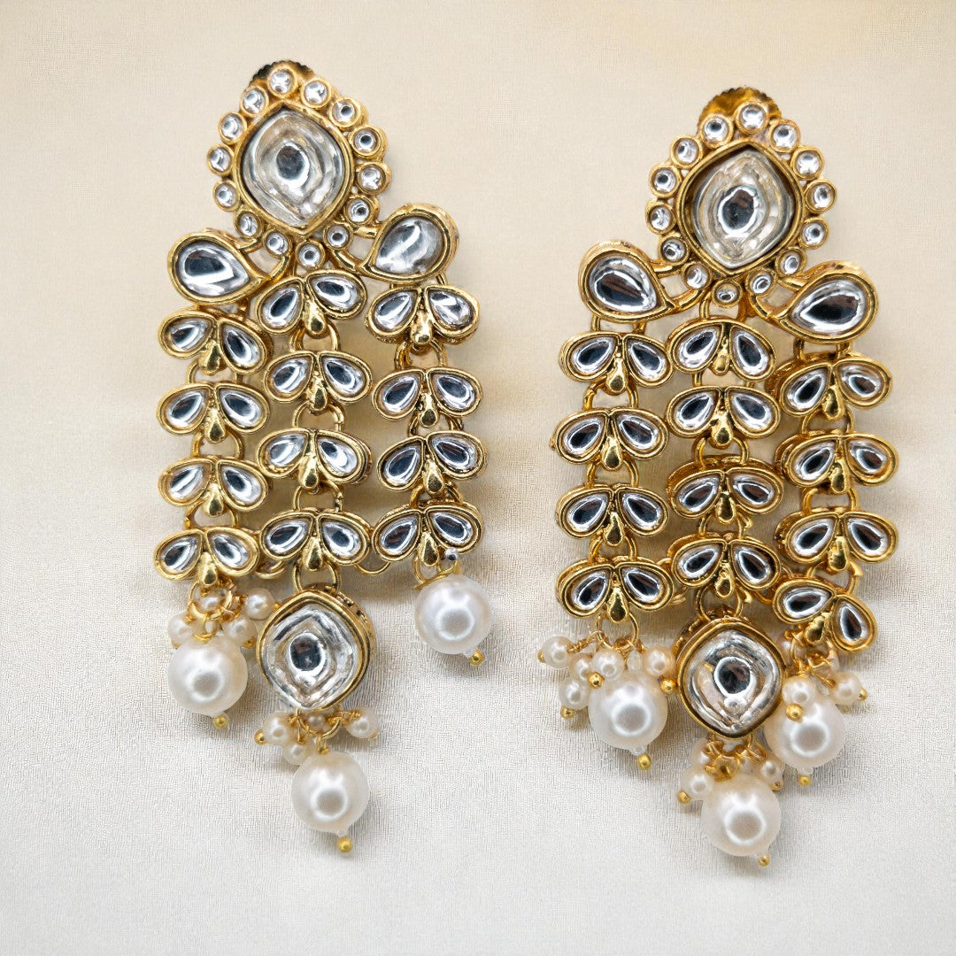 Kundan Choker Halskette mit Ohrringe & Tikka - gold | weiß