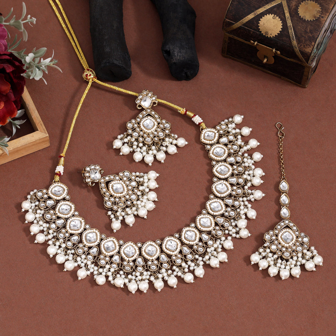 Kundan Necklace with Earrings & Tikka - gold | Red