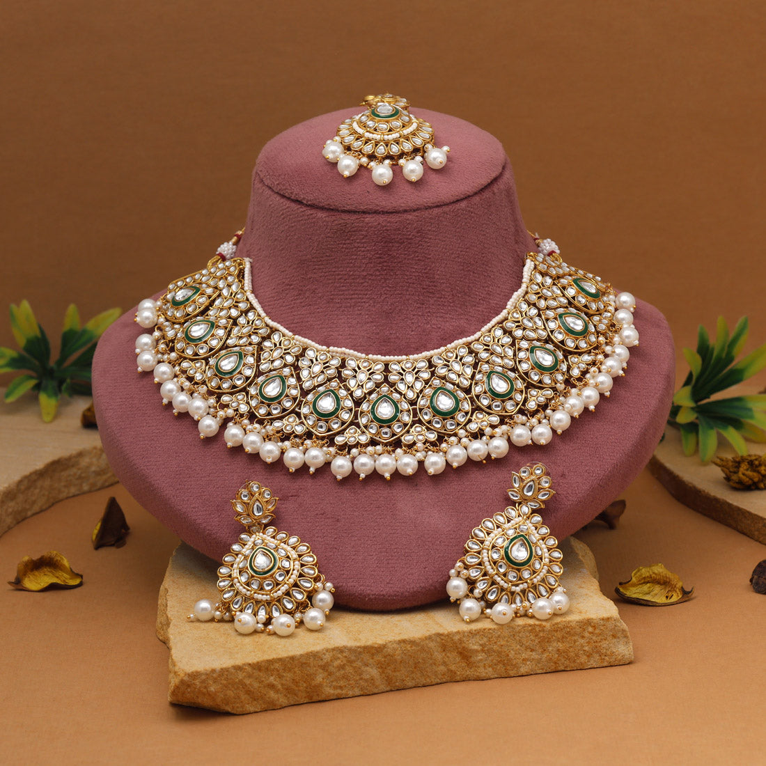 Kundan Necklace with Earrings & Tikka - gold | Red