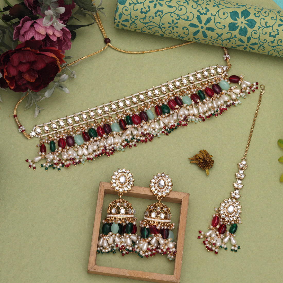 Kundan Necklace with Earrings & Tikka - gold | white