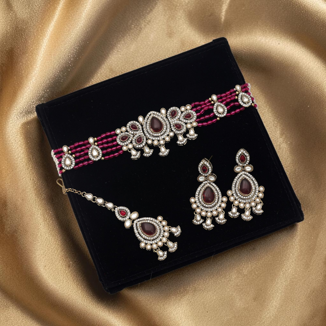 Kundan Halskette mit Ohrringe & Tikka - gold | Rani