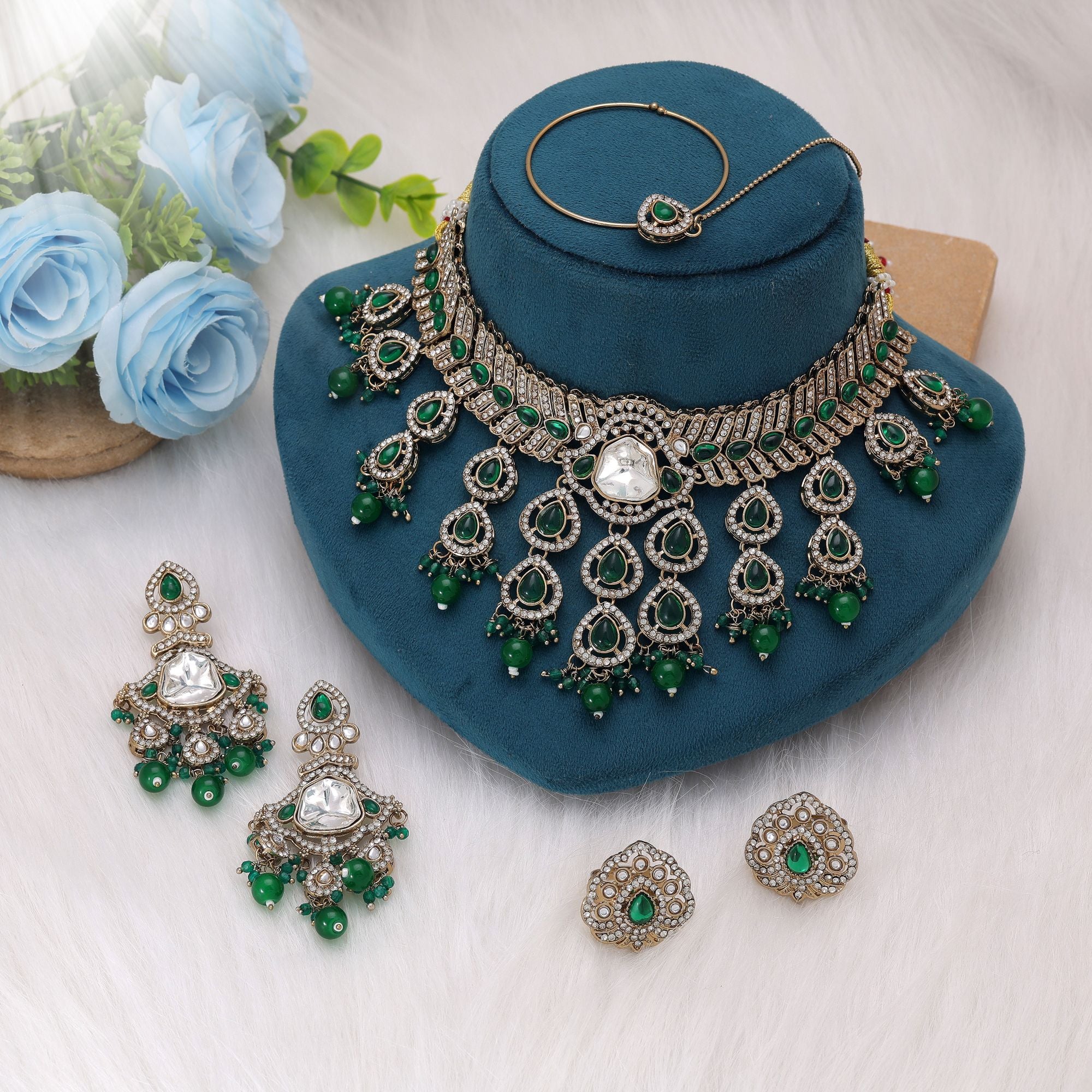 Kundan Necklace with Earrings & Tikka - gold | white
