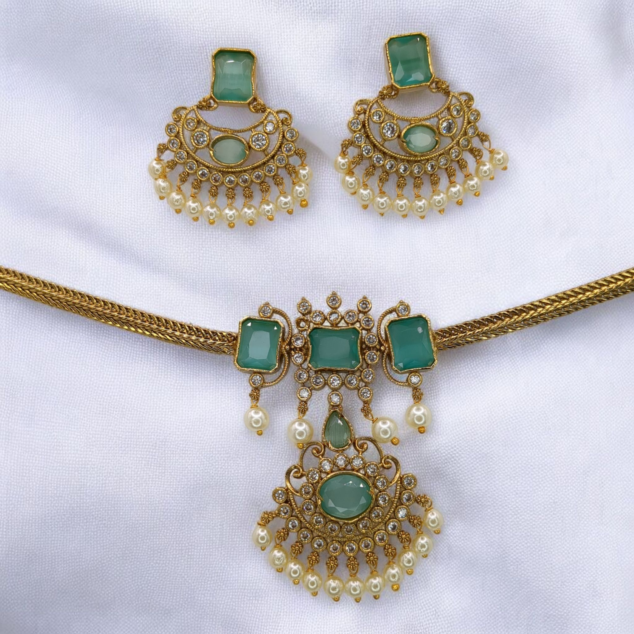 Tempel Choker Halskette gold | mint | mit Ohrringe