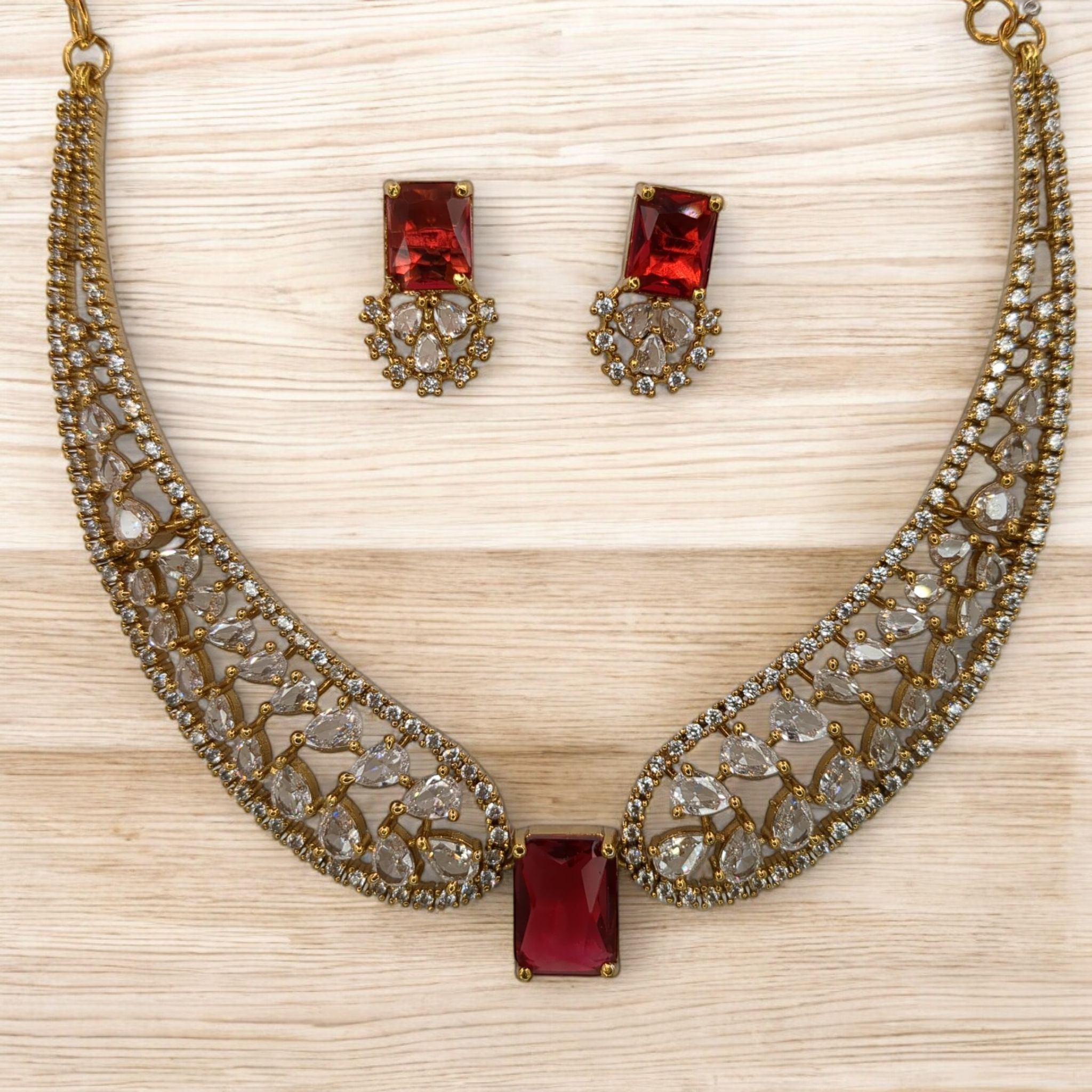 Trendy Halskette mit Ohrringe - gold | rot