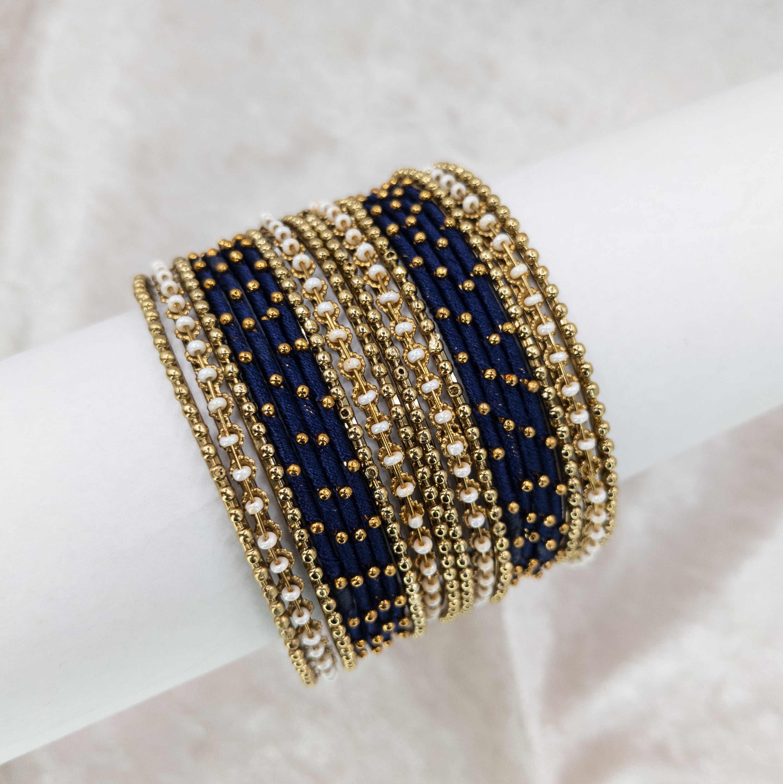 Armreifen Set- Thread & Metal Armreifen -dunkel Blau