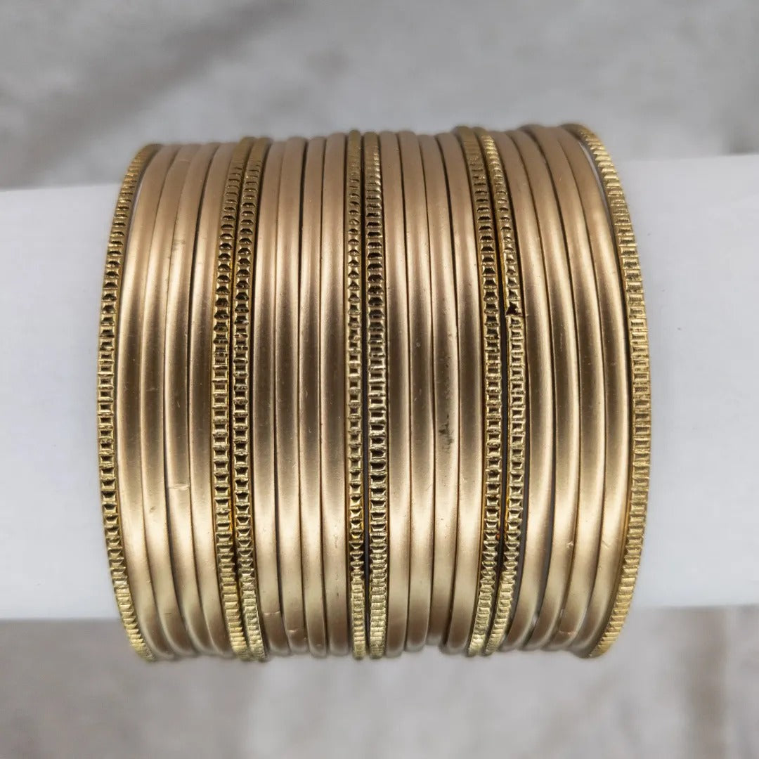 Armreifen Set - Metallische Glanz-Armreifen - Matt Gold