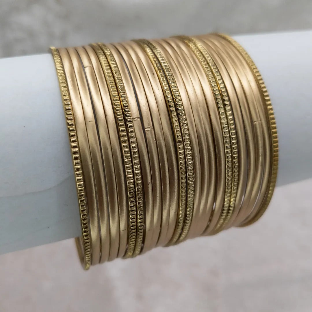 Armreifen Set - Metallische Glanz-Armreifen - Matt Gold