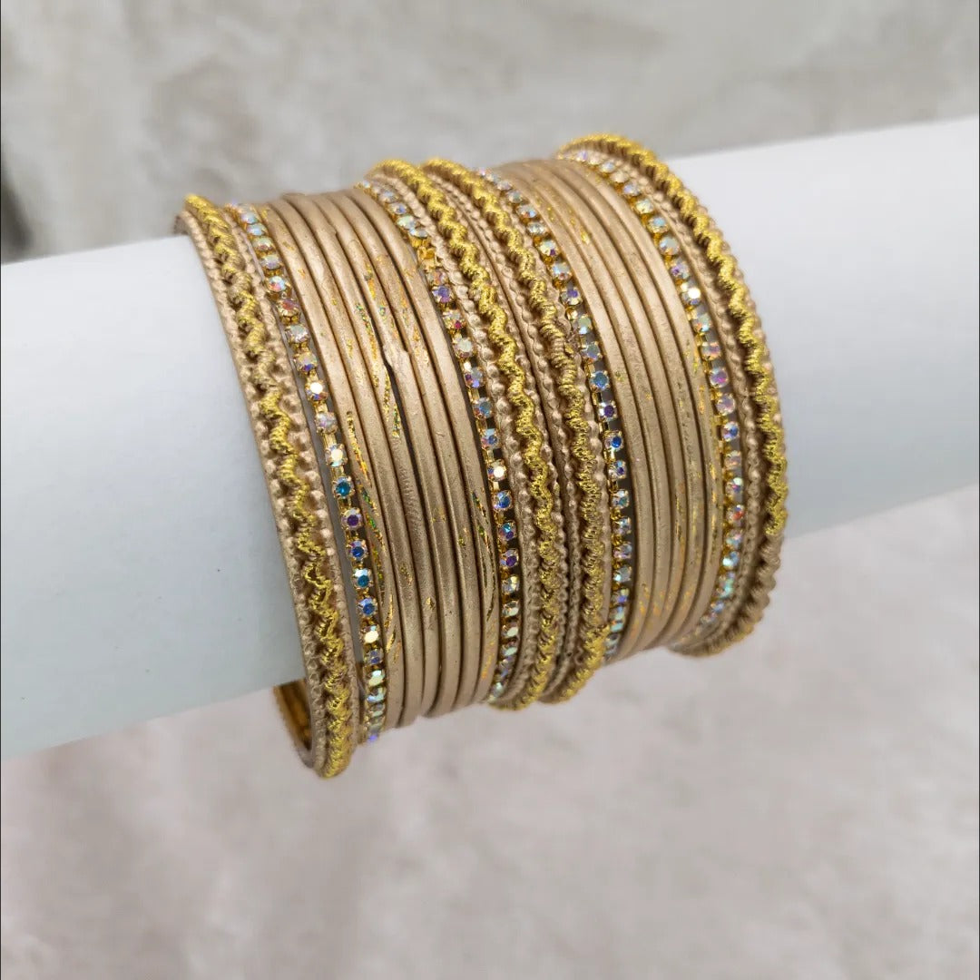 Armreifen Set - Metallische Glanz-Armreifen - Matt Gold