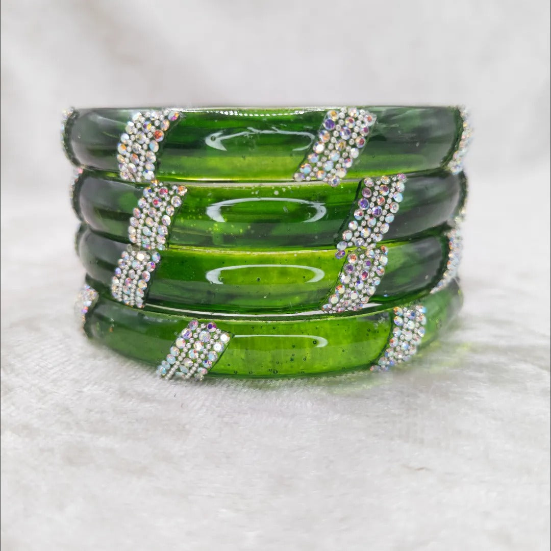 Transparente Glas Armreifen – grün