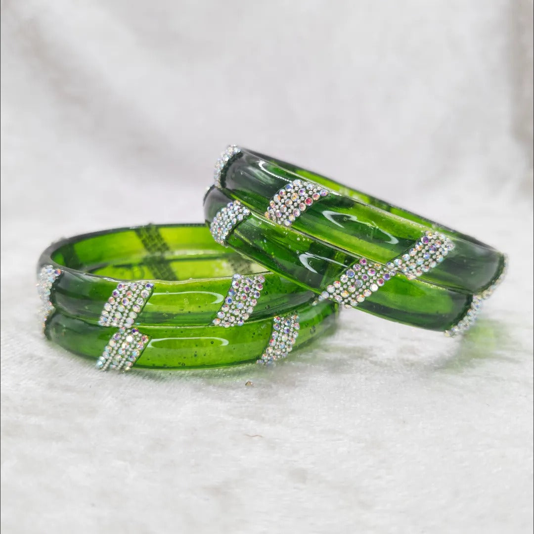 Transparente Glas Armreifen – grün