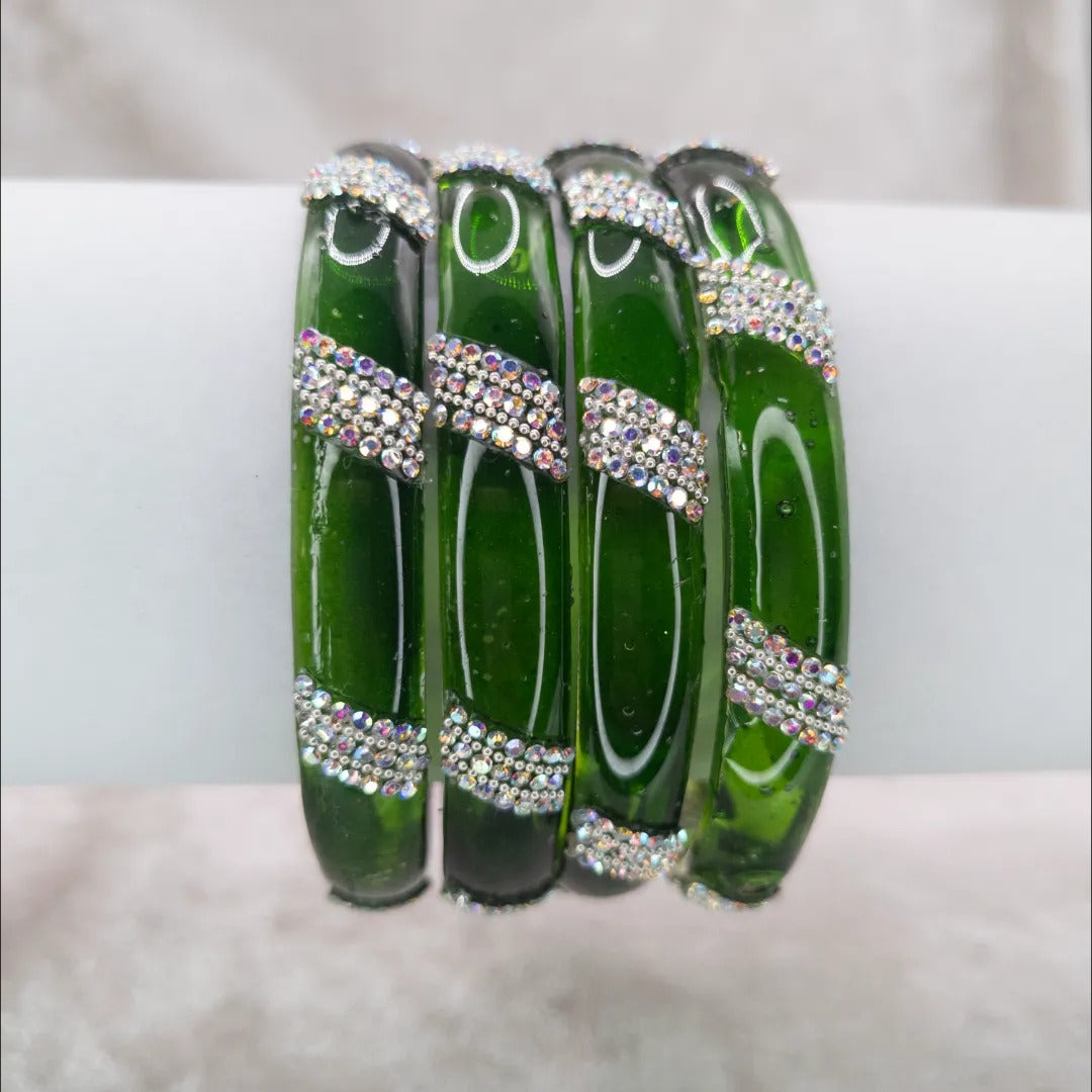 Transparente Glas Armreifen – grün