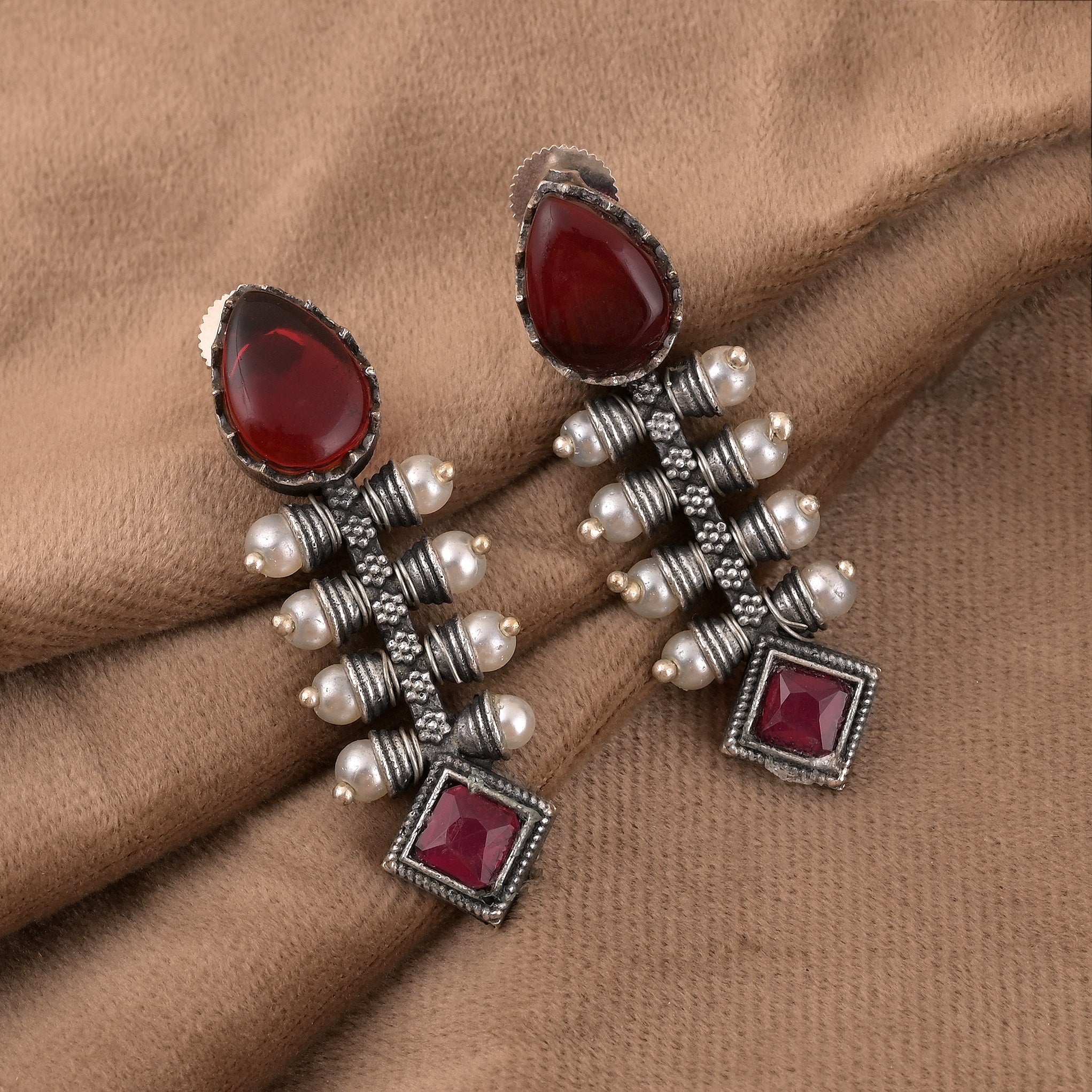 Earrings - Jumkha | silver oxidized