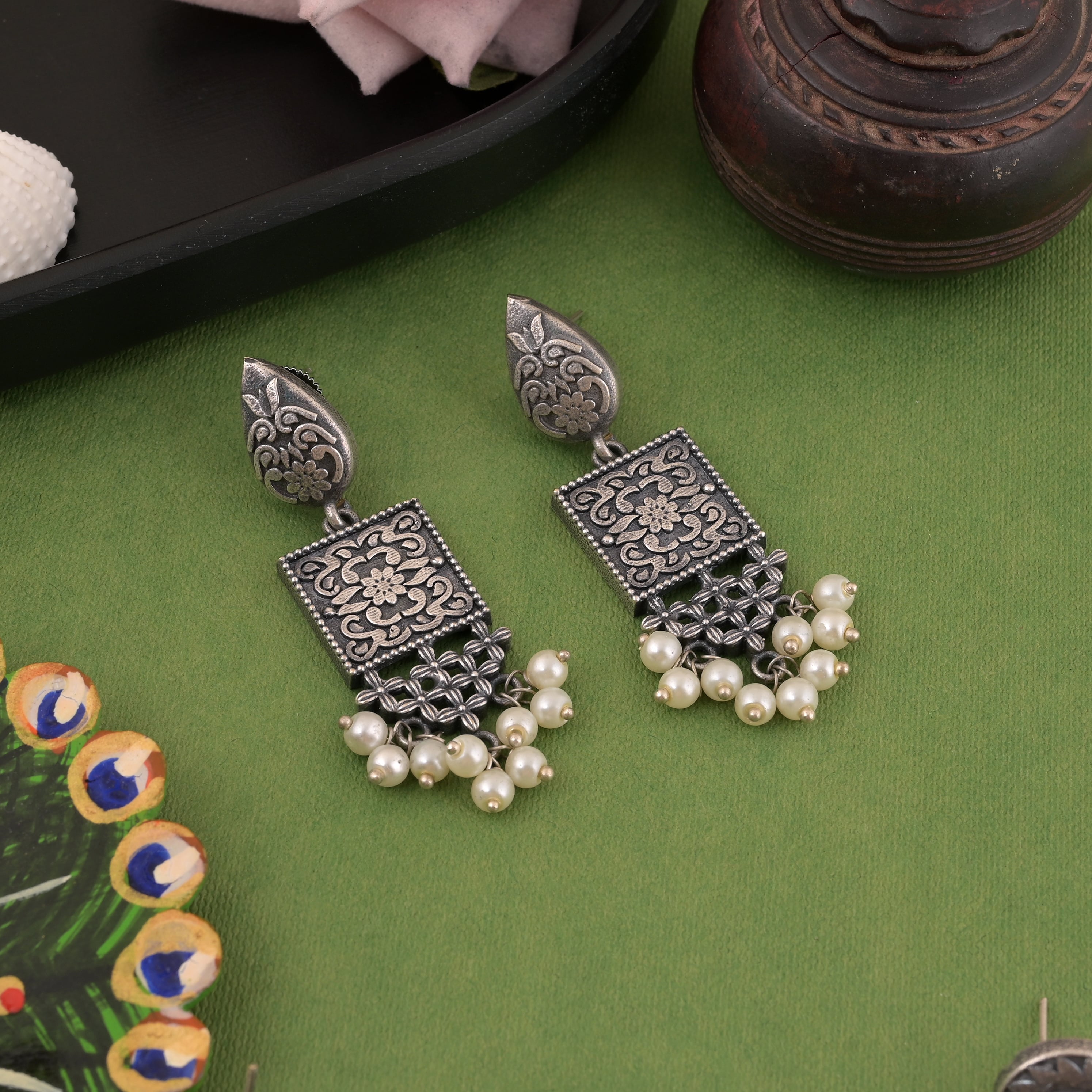 Earrings - Jumkha | silver oxidized