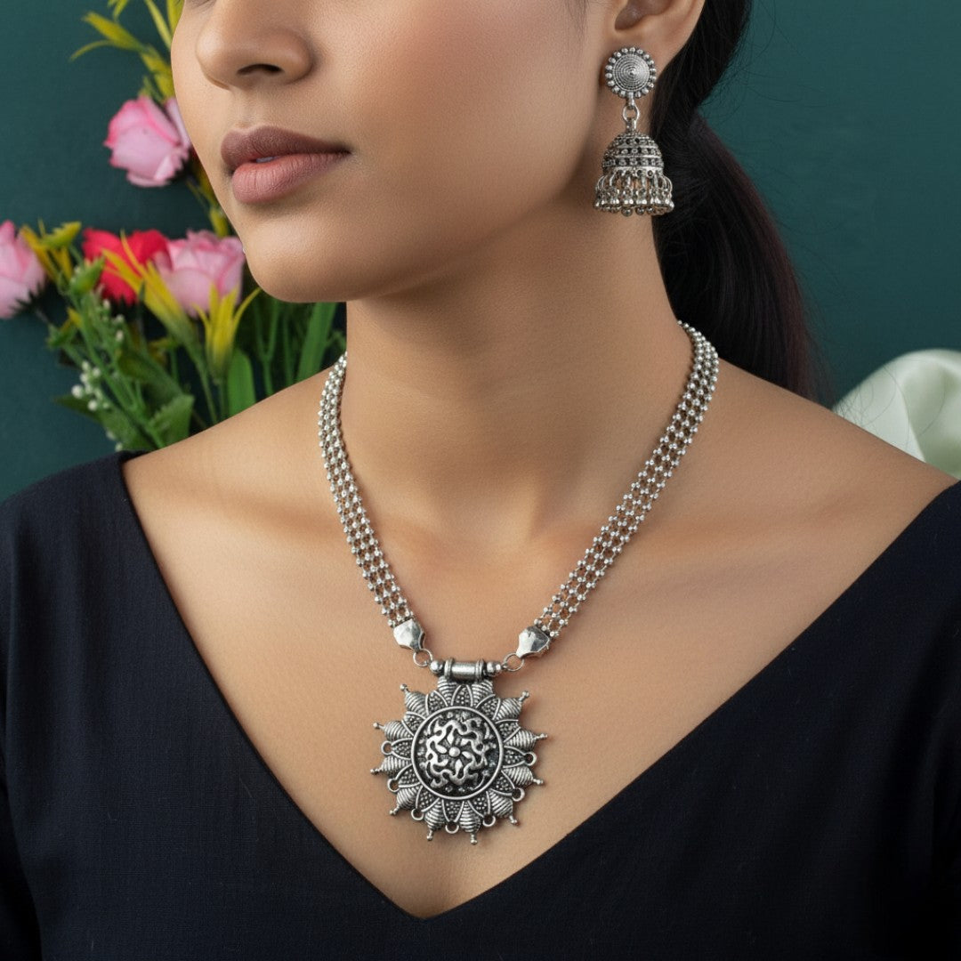 Halskette - lange mit Ohrringe - Oxidiert