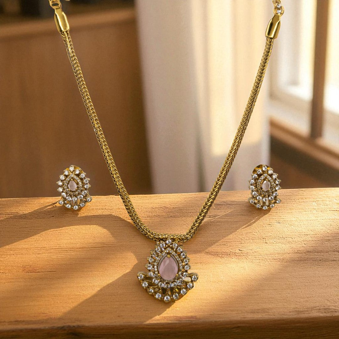 Trendy - Halskette mit Ohrringe - gold | Rosa