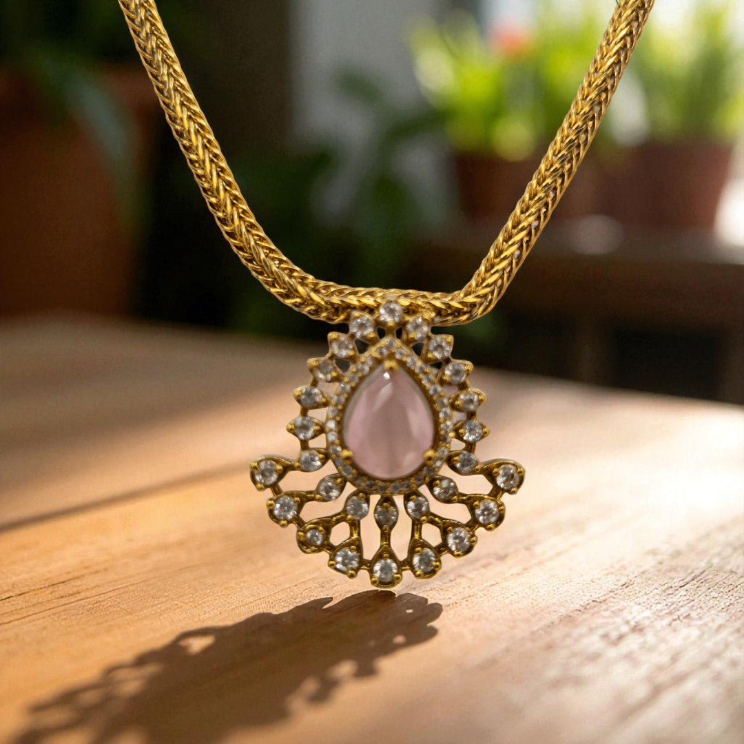Trendy - Halskette mit Ohrringe - gold | Rosa