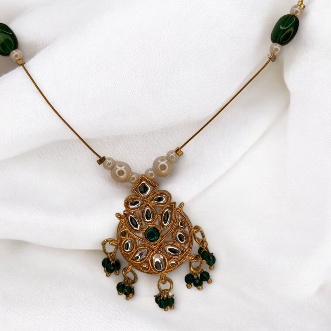 Trendy invisible Halskette - gold | grün