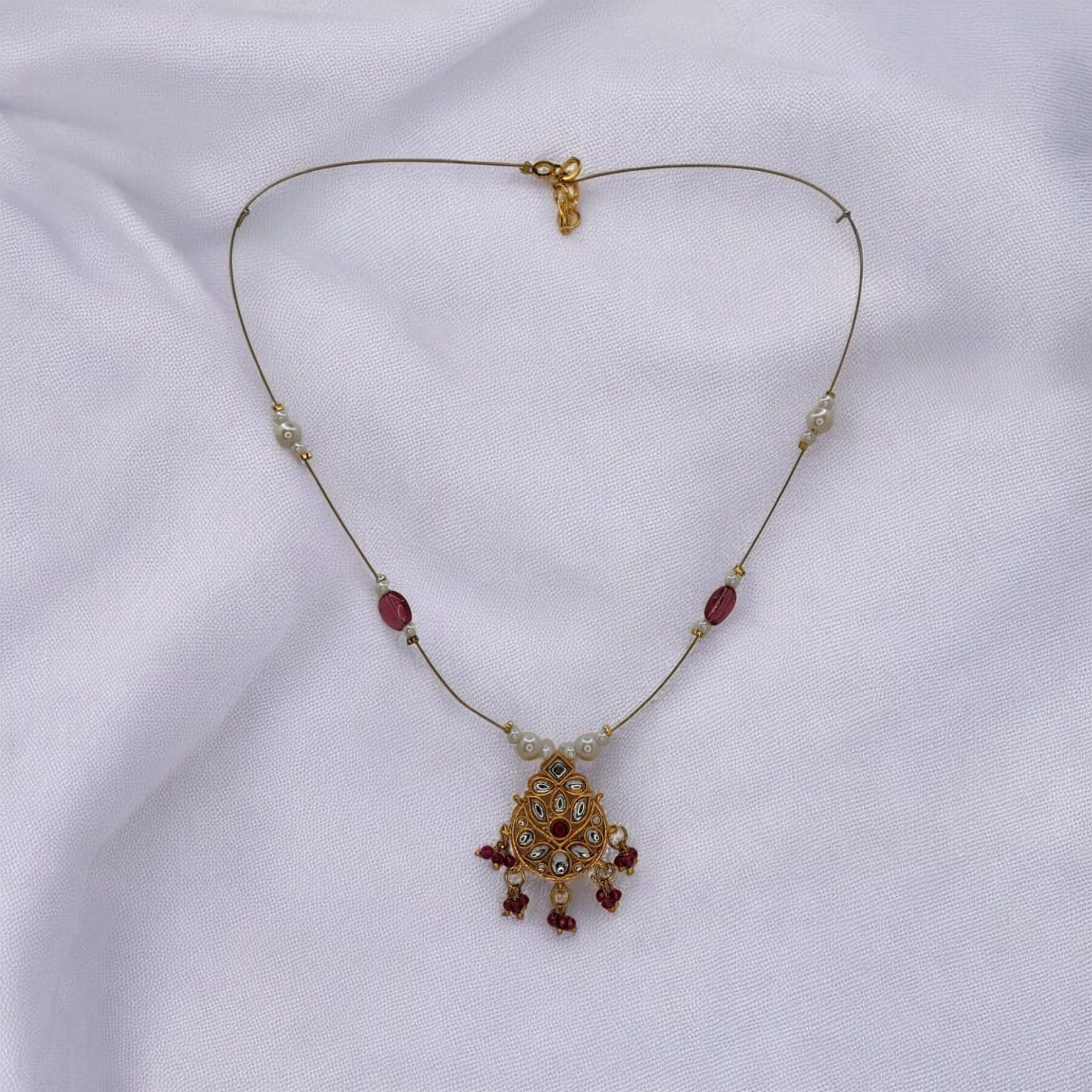 Trendy invisible Halskette - gold | rosa