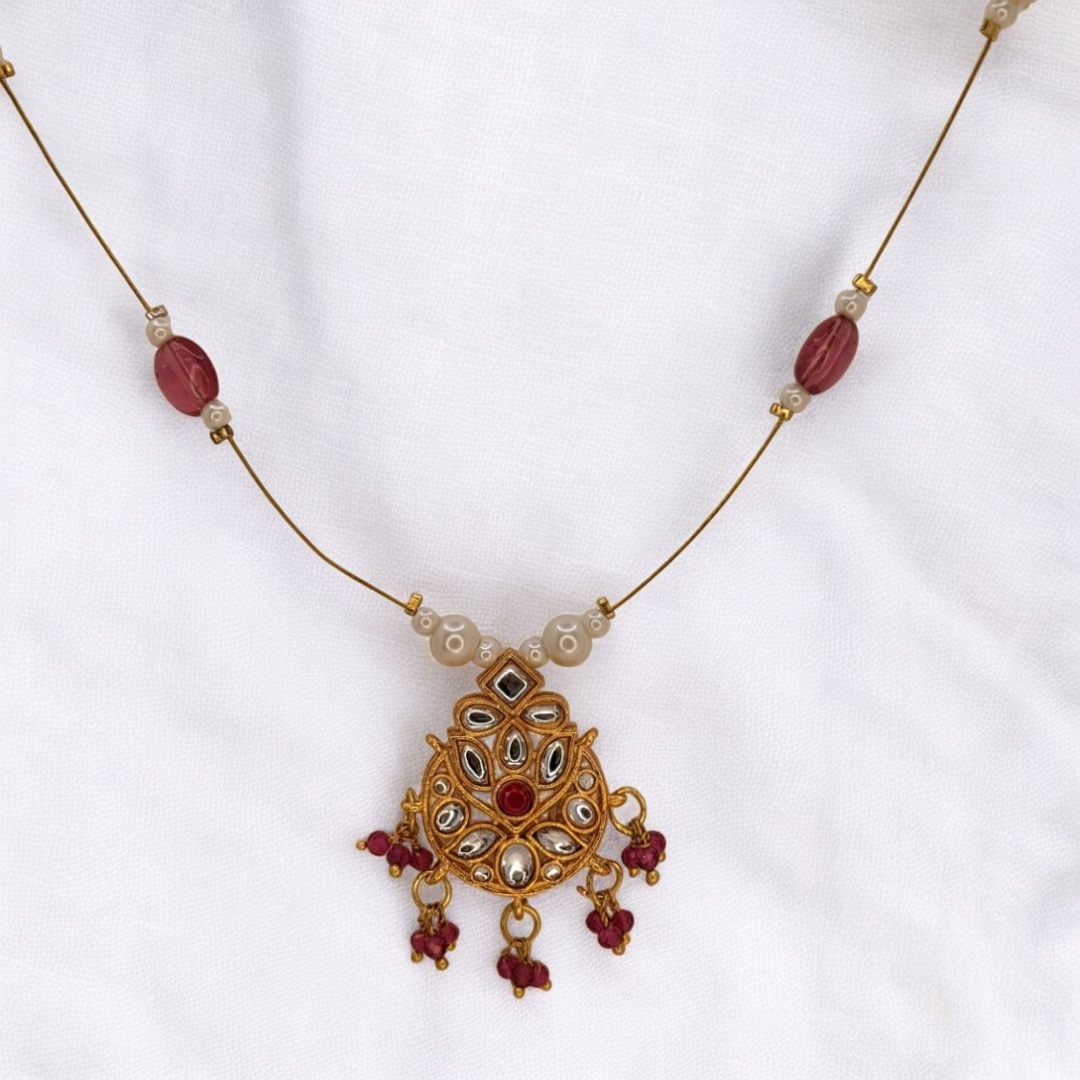 Trendy invisible Halskette - gold | rosa