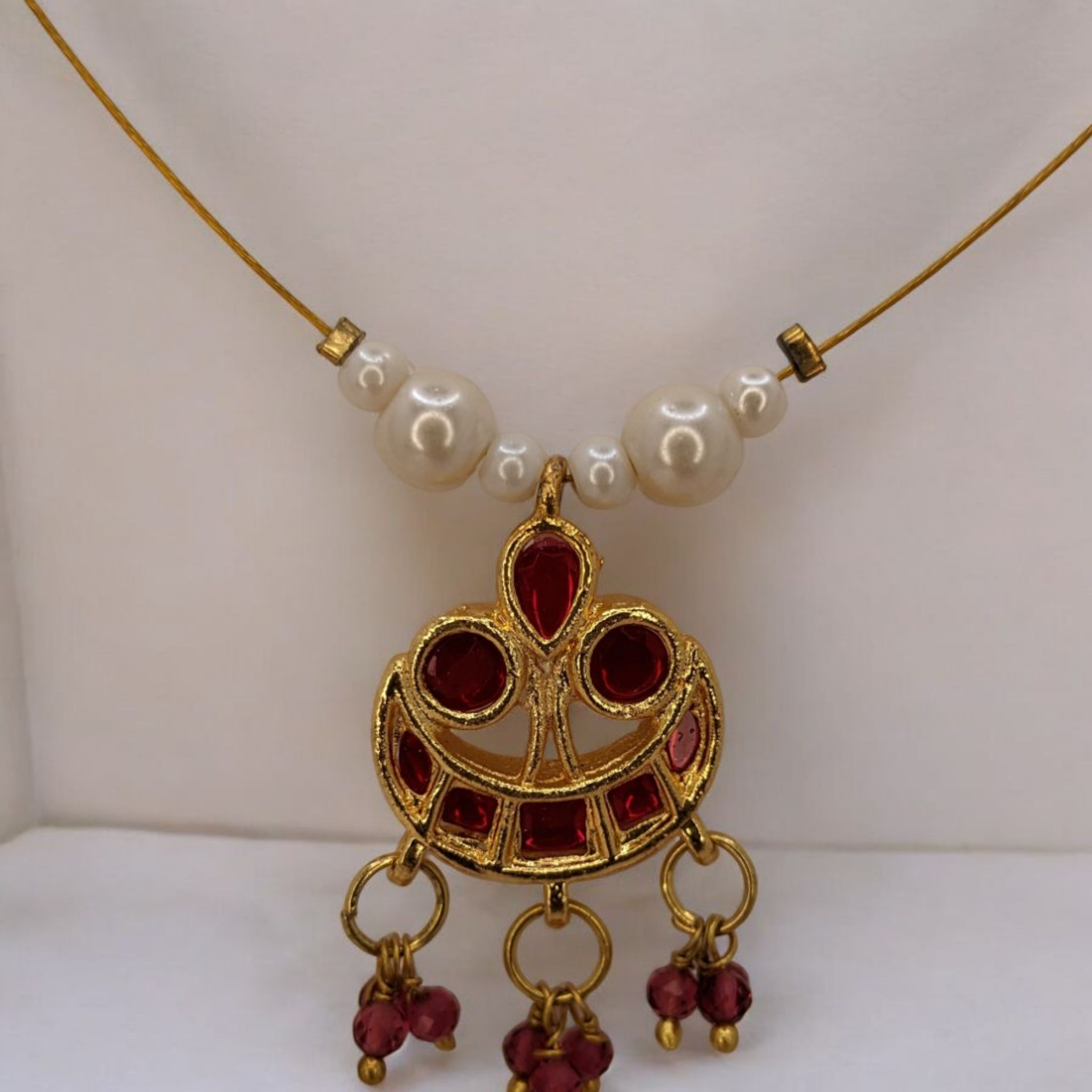 Trendy invisible Halskette - gold | rosa