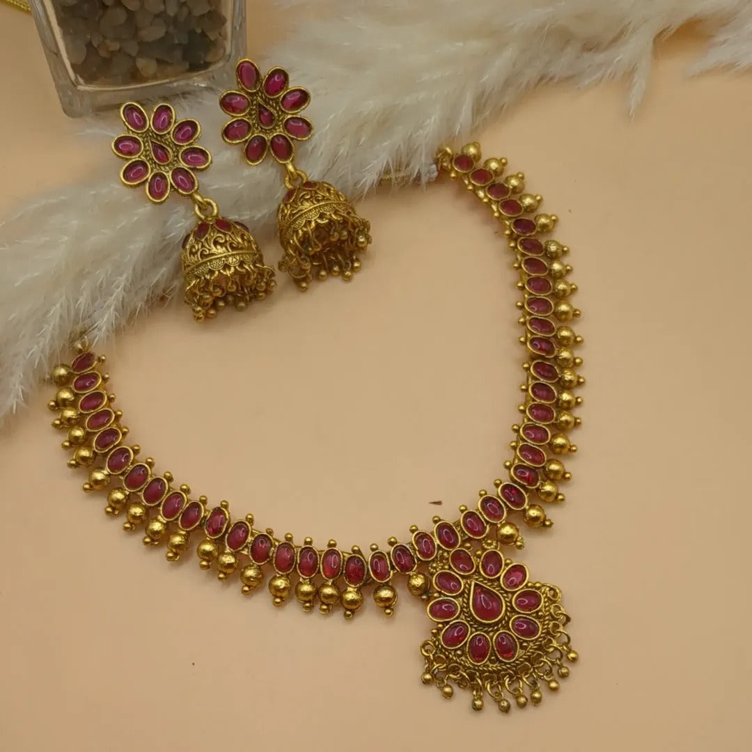 Tempel Halskette mit Ohrringe - gold | rot (Kemp Steine)